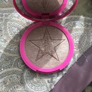 Jeffree Star skin frost: Siberian Gold